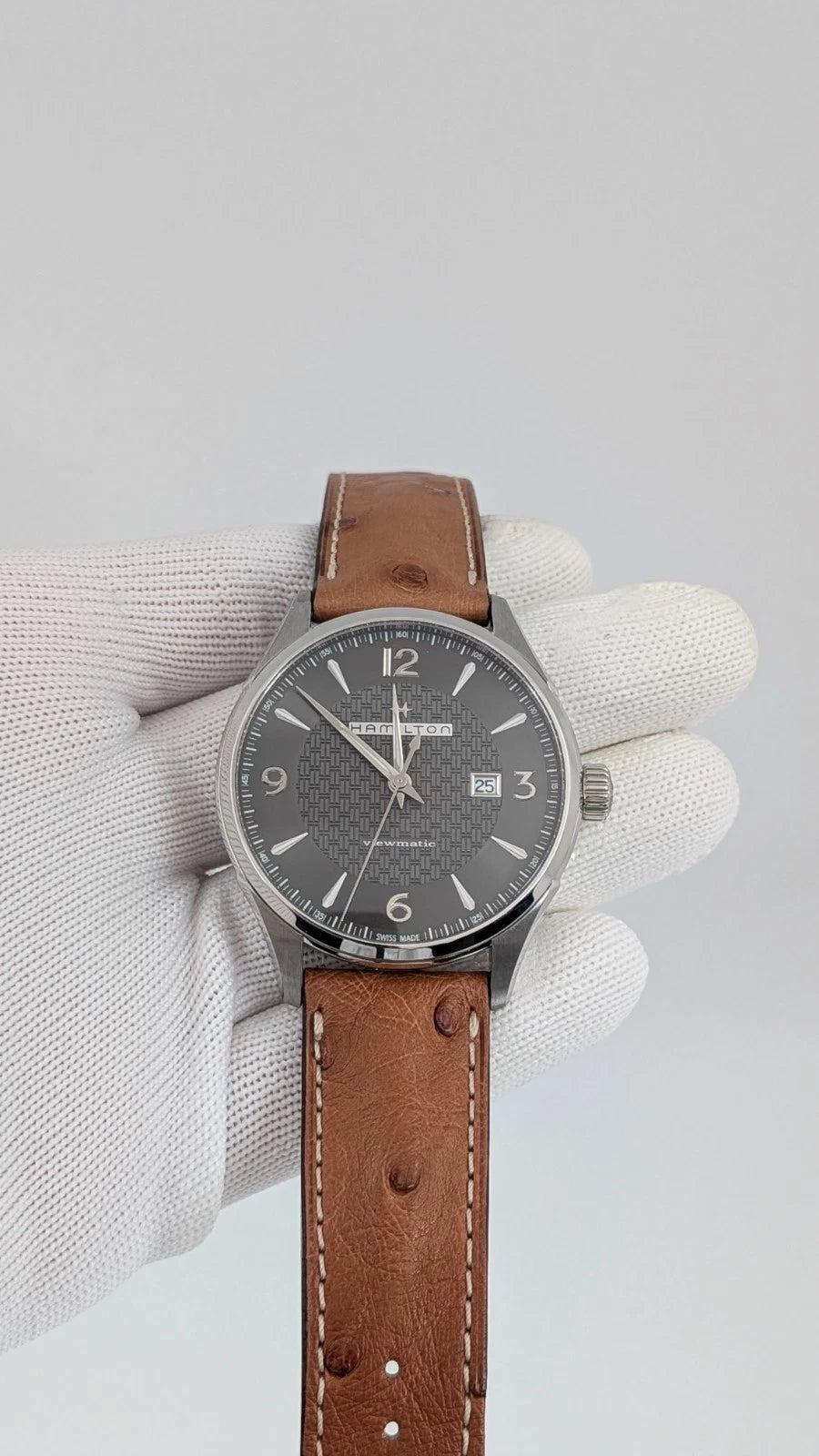 Jazzmaster Viewmatic 44MM Automatic - H32755851