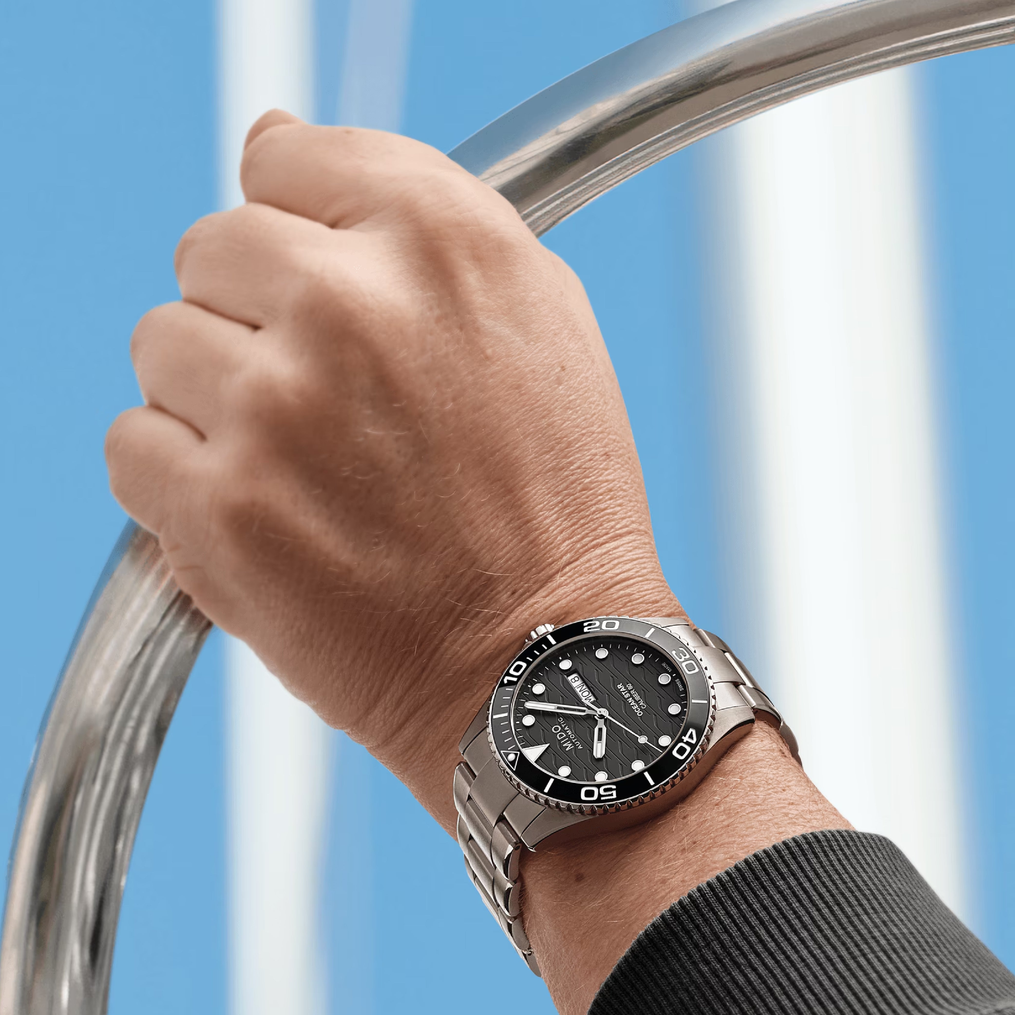 Ocean Star 200C Titanium 42.50MM Automatic - M0424304405100