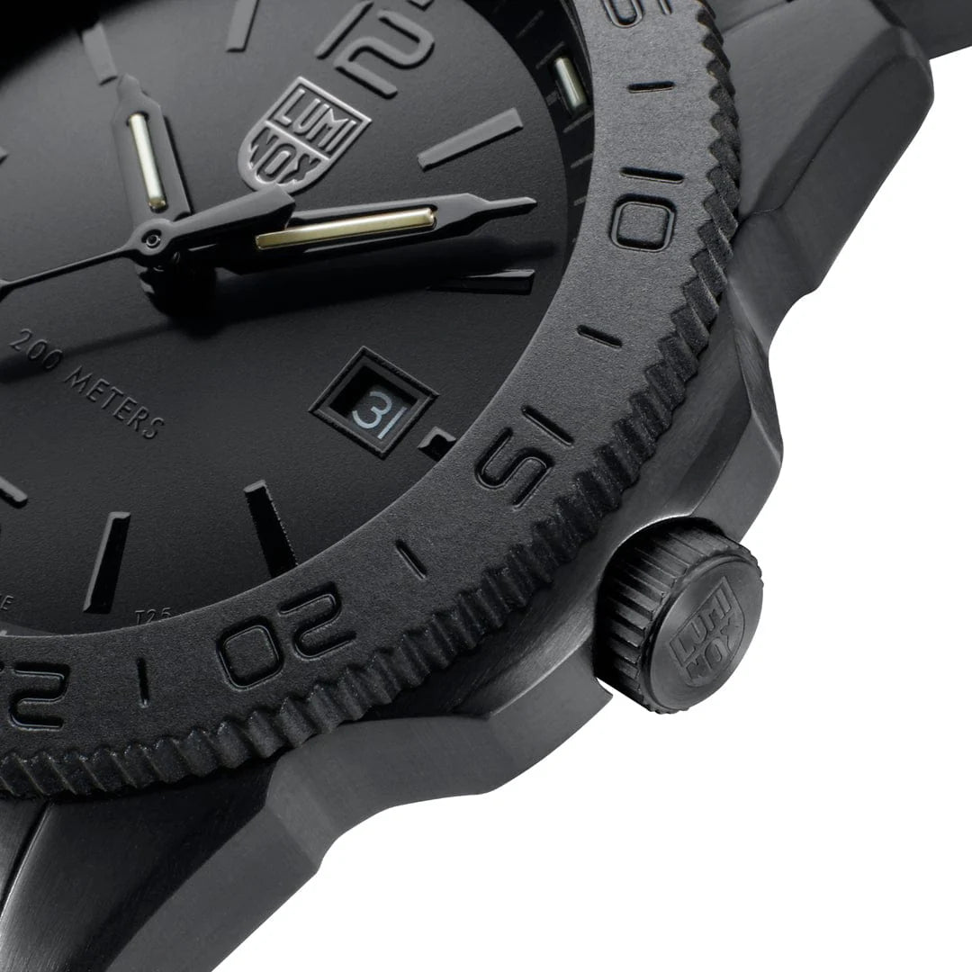 Pacific Diver Blackout 44MM Quartz - XS.3121.BO.1