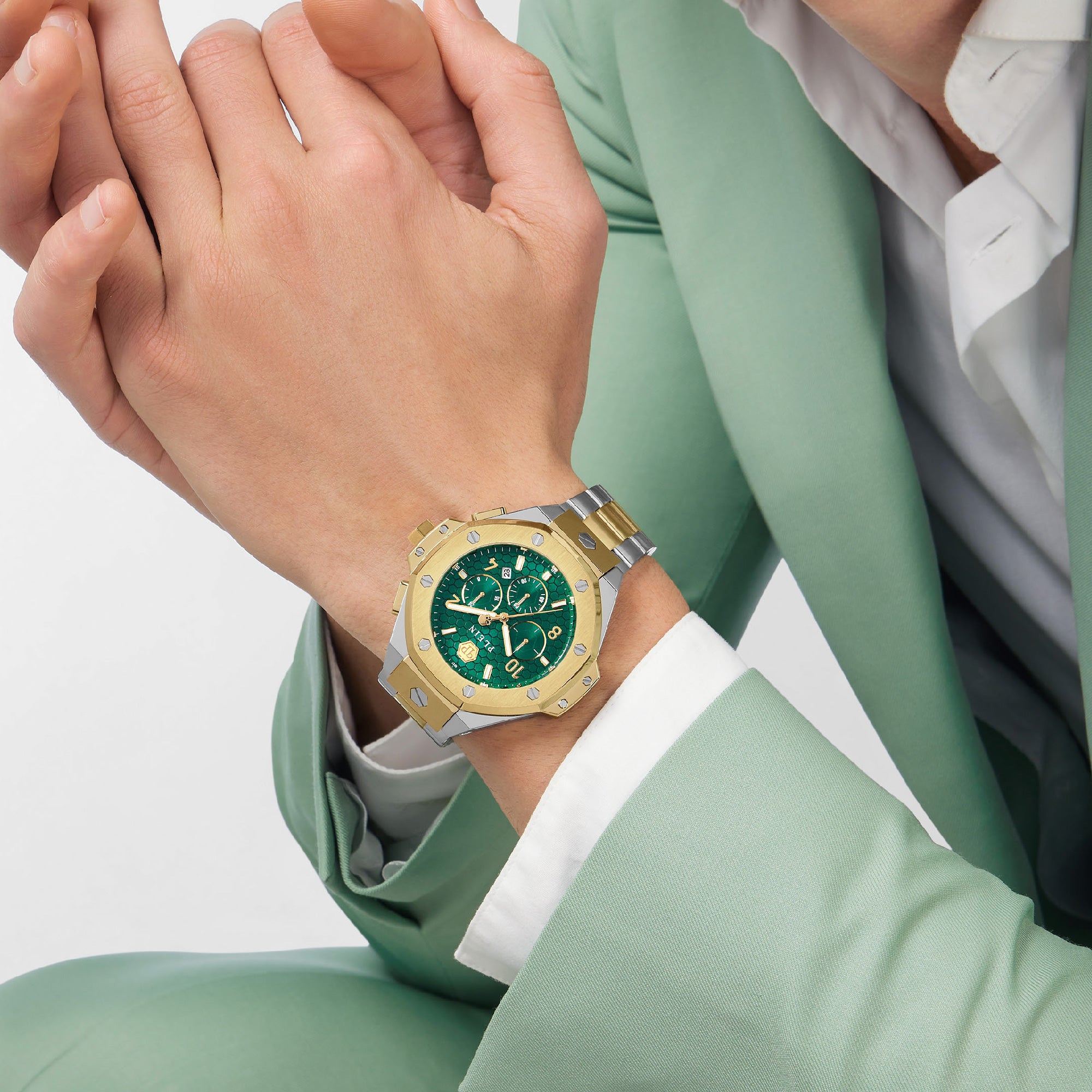 Chrono Royal with Green Dial Stainless Steel Strap - PWPRA0324