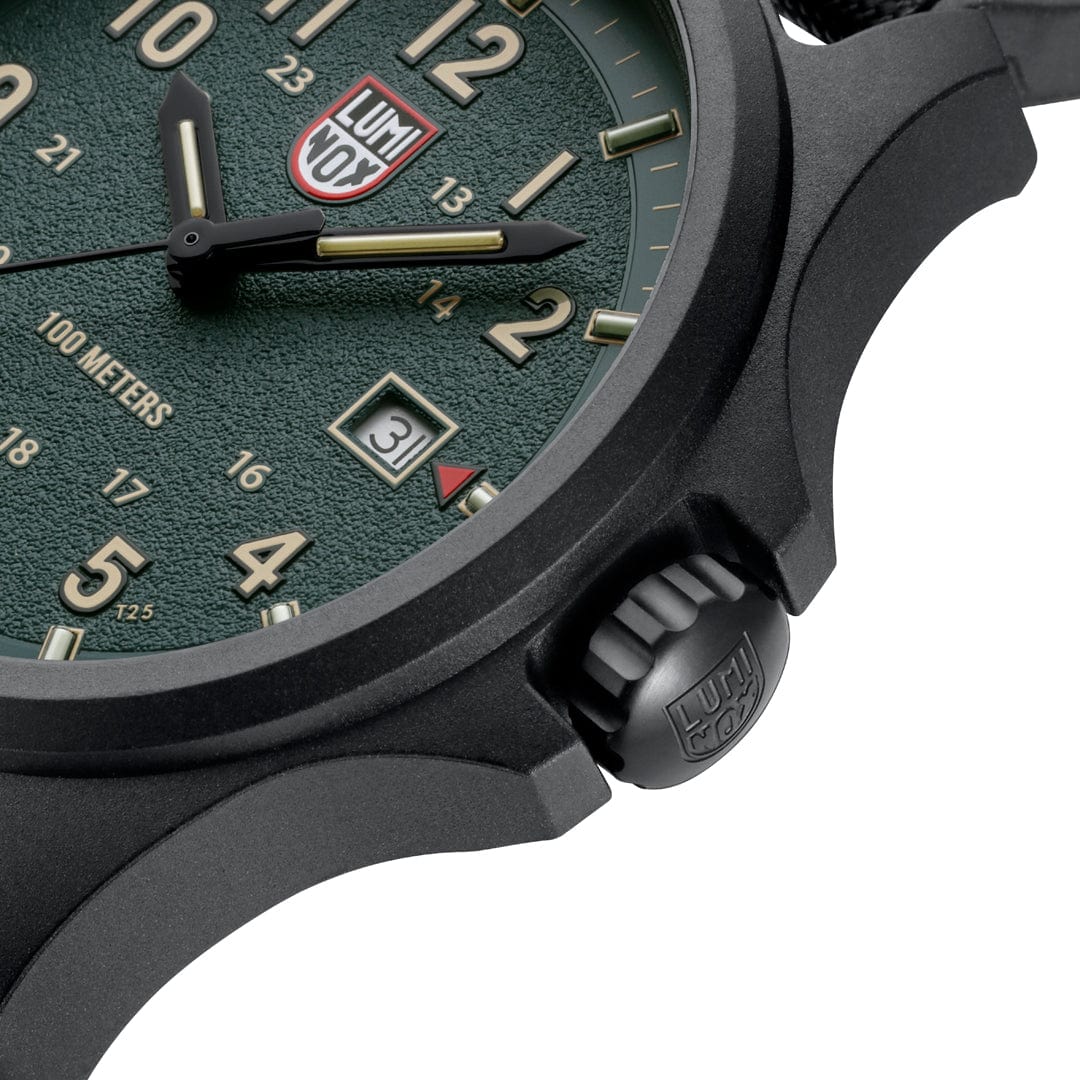 Atacama Field 43MM Quartz - XL.1977