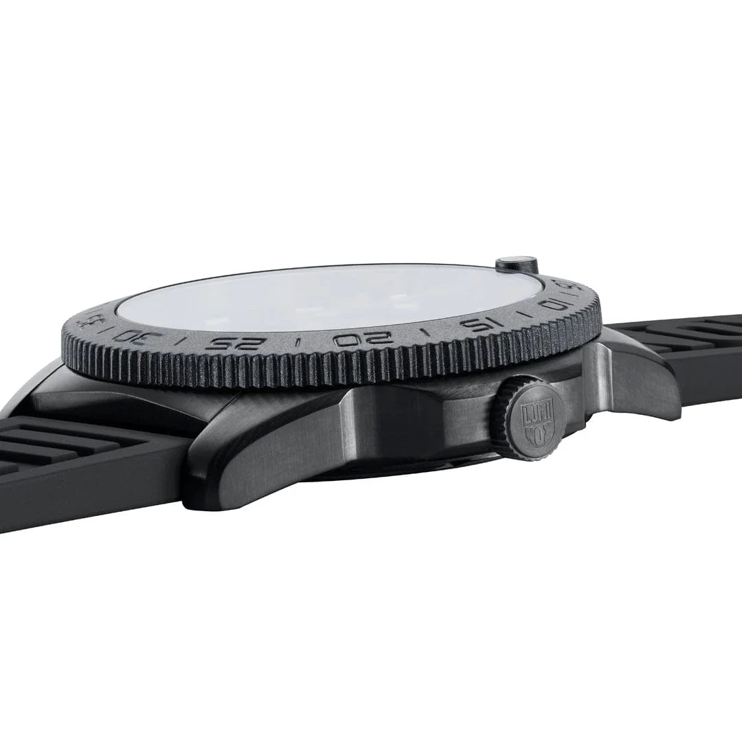 Pacific Diver Blackout 44MM Quartz - XS.3121.BO.1