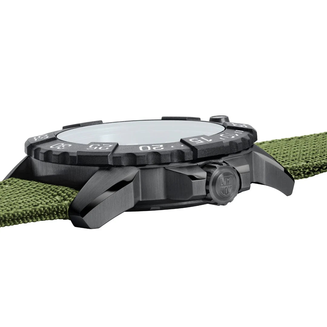 VOLITION AMERICA 3250 Series 45MM Quartz - XS.3251.CB.VOL